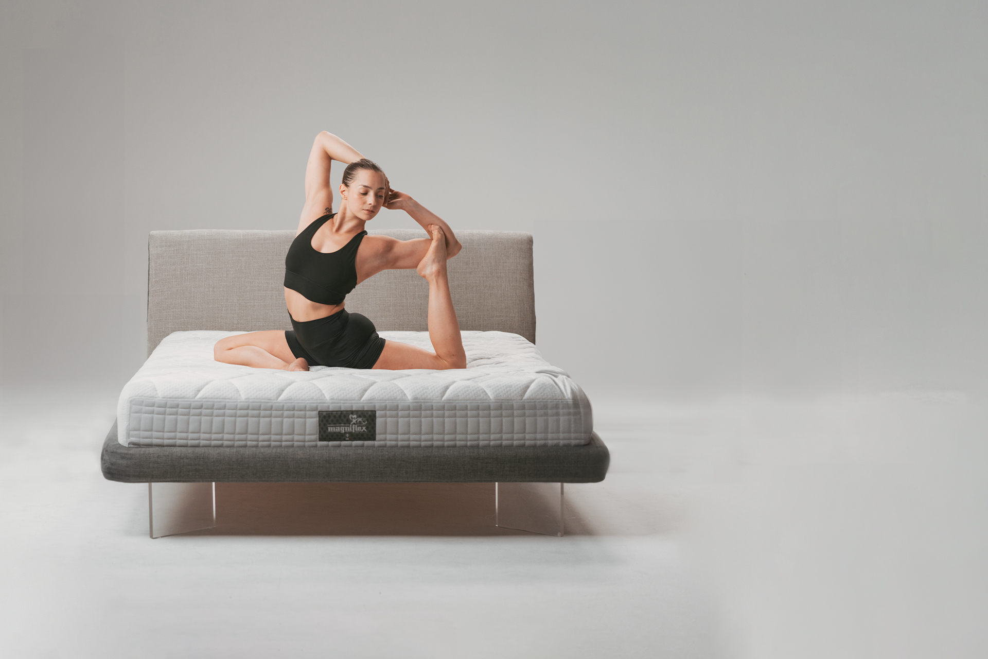 Sleep Luxury!   Take advantage of Unmatched     Comfort of Magniflex Mattresses! 